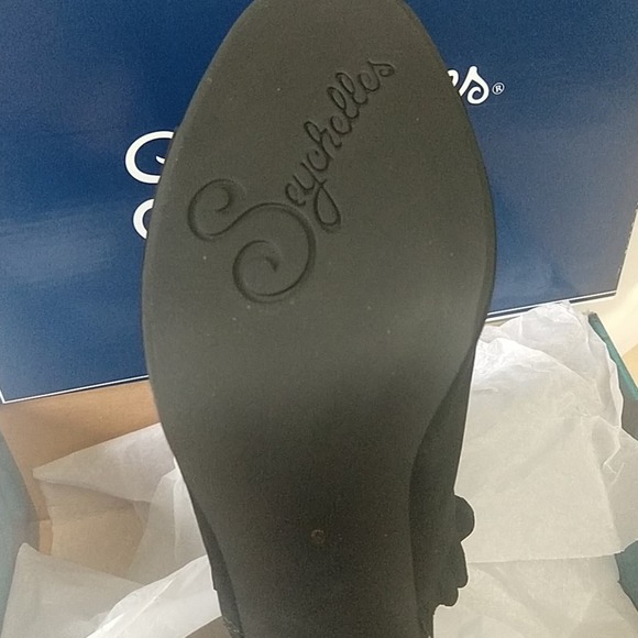 Seychelles Sightseeing Suede Slingback Heel Sandal - Picture 9 of 14